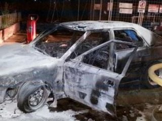 Şaka Gibi! ‘Depoyu Fulle’ Deyip Bir Sigara Yakınca..