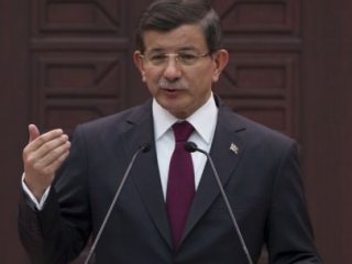 Davutoğlu: Ahlaksızlığın En Çarpıcı Örneği