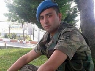 Oğlunun Şehedatini Tarlada Öğrendi