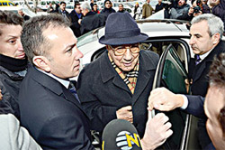 Bunadın mı Paşa?