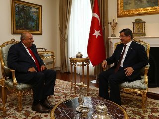 Başbakan Davutoğlu Tuğrul Türkeş'i Kabul Etti