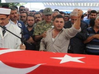 Şehidin Abisi Haykırdı! Müftü Ağladı