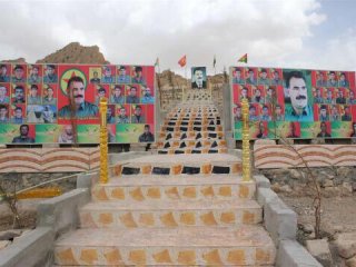 PKK Kobaniye  'Apo' Tapınağı Yaptı!