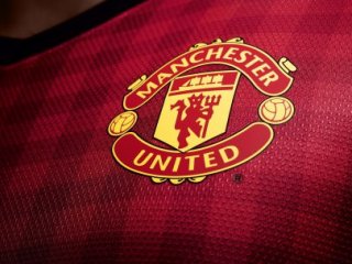 M.United Van Persie'nin Yerine Onu Getiriyor!