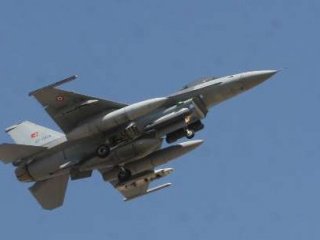 Suriye'den Türk F-16'larına Füze Tacizi!