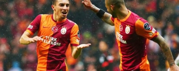Alex Nicolao Telles Porto'ya transfer oldu