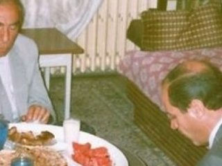 MHP'den Tuğrul Türkeş'e Fotoğraflı Cevap!