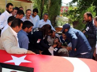 Şehit Evinde İsyan