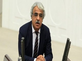 HDP'li Vekil TBMM'de Öcalan'a Teşekkür Etti