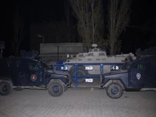 'Tenekelerle Göreve Gönderiyorsunuz'