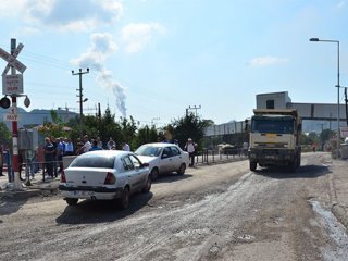 Mahalleliden Yol Kapatma Eylemi