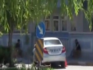 O Sivil De Hayatını Kaybetti