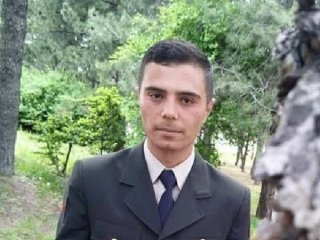 Evin Tek Çocuğuydu