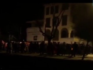 Beren Saat'e Yalı Önünde HDP Protestosu!