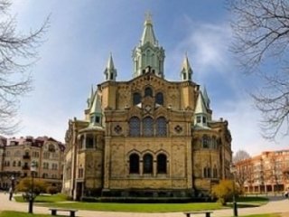 Cemaatsiz Kalan 16 Bin Kilise Satılıyor