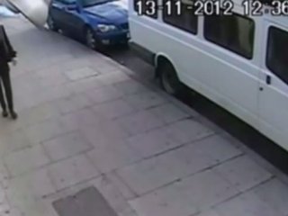 Sırf Başörtüsü Taktığı İçin Böyle Saldırıya Uğradı