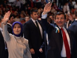 Başbakan Davutoğlu Konuştu! Ak Parti Kongresinde  İlk Mesaj