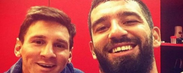 Arda’dan Messi’li Selfie! 'En İyisiyle Birlikte…'