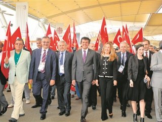 AK Partili Bakan'dan Çarpıcı Gül Ve Arınç Açıklaması