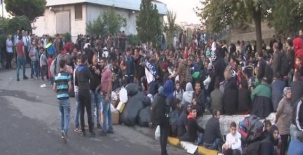 Suriyeli Mülteciler Otogarda Sabahladı