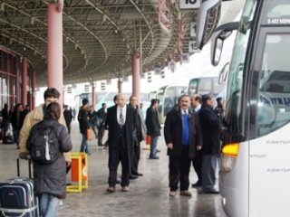 Tatil 9 Gün Oldu Otobüs Firmaları "Yok" Satıyor
