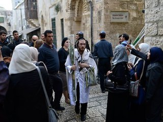 Yahudi Yerleşimciler Mescid-i Aksa'ya Girdi