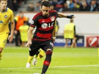 Hakan Çalhanoğlu Leverkusen'i Uçurdu