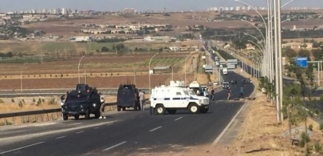 Diyarbakır’da Polise Bombalı Saldırı