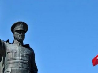 Atatürk Heykeli İçin Rize'de Referandum