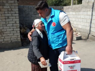 Milli Güreşçi Rıza Kayaalp Önce Dünyayı Fethetti Şimdi de Gönülleri