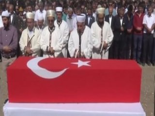 Şehide Gözyaşlarıyla Veda