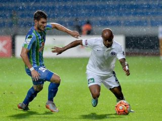 Rizespor 9 Kişiyle 1 Puanı Kaptı