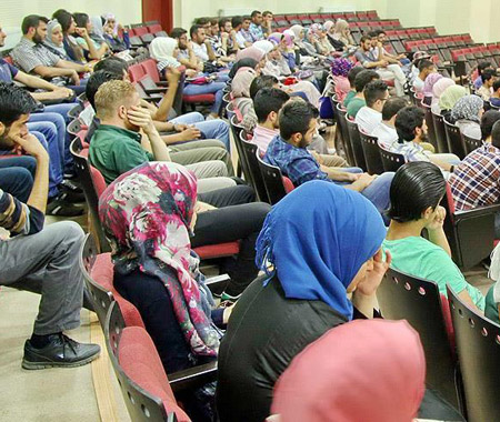 Üniversiteler Suriyeli Öğrenciye Kapılarını Açtı