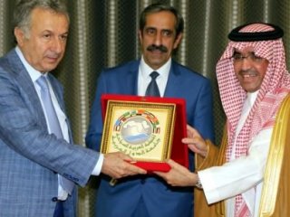 "Gün Gelecek Biz Avrupa'ya Vize Koyacağız"