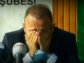 Gözyaşlarıyla İstifa Etti!