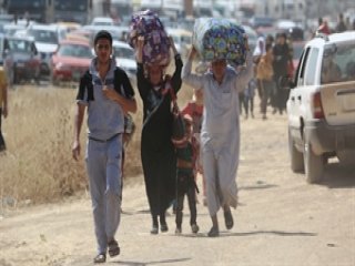'Türkmenler DAEŞ ve YPG Arasında Sıkıştı'