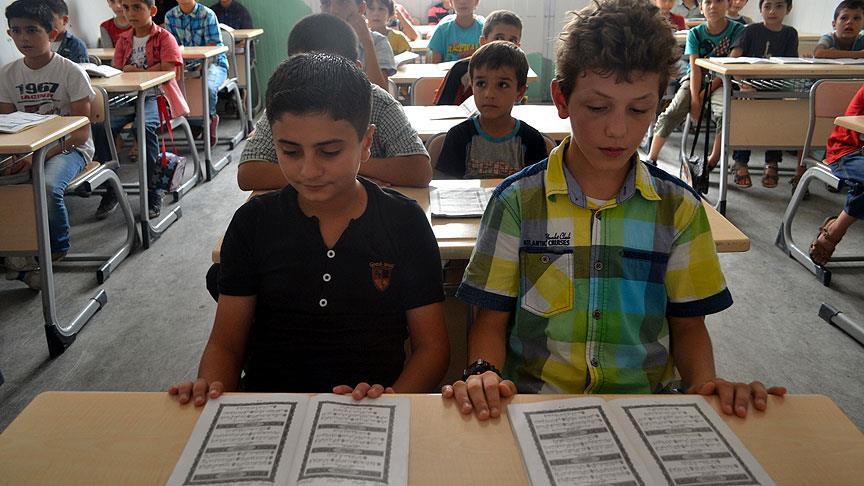 Suriyeli Yetim ve Öksüzlere Kur'an Kursu