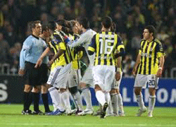 Kabe'de bu da oldu!