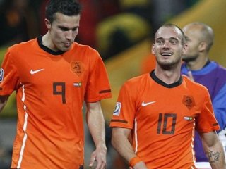 Sneijder Ve Van Persie Kadroya Alındı Mı?