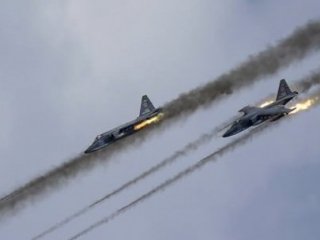 Rus Jetleri Orayı Vurdu!
