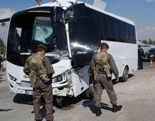 Ağrı'da Feci Kaza. Askeri Araç...