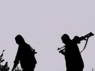 Van'da karakola saldırı: 7'si asker, 9 yaralı