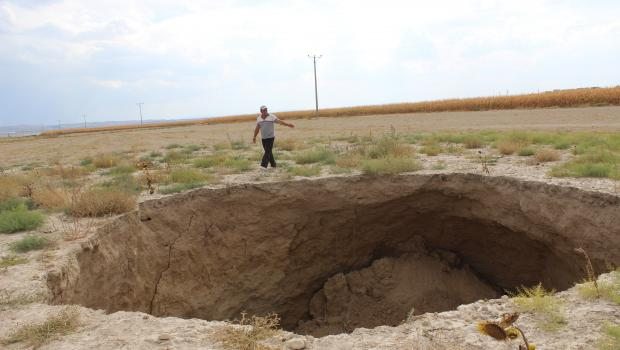 Karapınar'da Yeni Obruk Oluştu