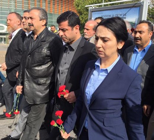 HDP ve CHP Sıhhiye'de Toplandı