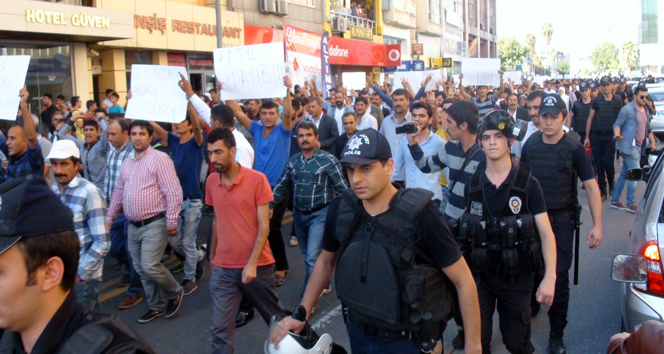 Şanlıurfa’da Gergin Yürüyüş