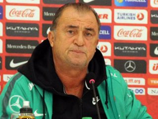 Gözleri Doldu!