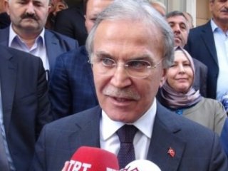 Kılıçdaroğlu'nu Hem Övdü Hem Yerdi!