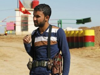 "PYD Ve YPG Savaş Suçu İşliyor"