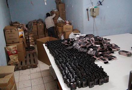 İstanbul'da Sahte Parfüm Operasyonu