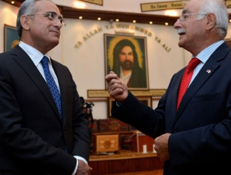 Bakan’dan Cemevine Ziyaret